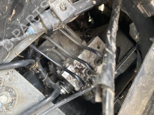 ABS pump PEUGEOT 5008 (0U_, 0E_) 2.0 HDi 150 / BlueHDi 150 | BP28045616M43