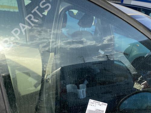 front-right-door-window-citroen-c4-i-lc_-2004-2005-2006-2007-2008-2009-2010-2011-2012-2013-2014-32861449 main image