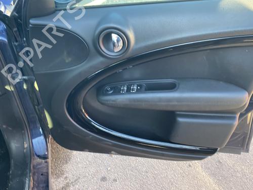 Used Front right panel Front right panel 37749464 37749464