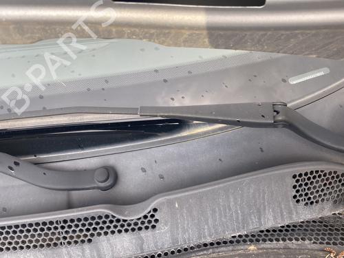 Used Front wiper motor Front wiper motor OPEL CORSA E (X15) 1.4 (08, 68) (90 hp) 29287875 29287875