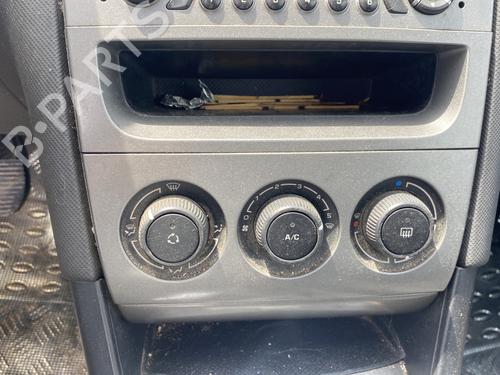 Used Climate control PEUGEOT 308 I (4A_, 4C_) 1.6 HDi (109 hp) 26001689