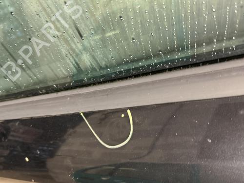 Used Left front door Left front door 22115167 22115167