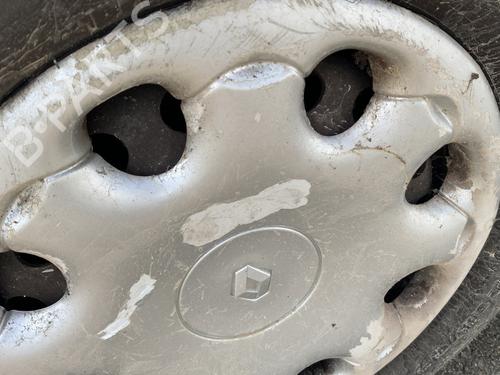 Used Hub cap RENAULT ESPACE III (JE0_) 2.2 12V TD (JE0E, JE0H, JE0P) (113 hp) 26462291