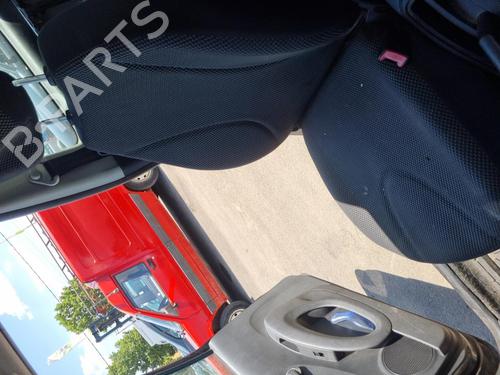 Used Right front seat NISSAN MICRA III (K12) 1.5 dCi (86 hp) 19908766
