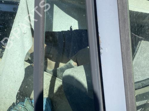 Used Rear left door window Rear left door window LAND ROVER RANGE ROVER I 2.4 TD 4x4 (106 hp) 33234446 33234446