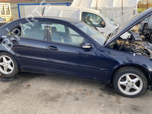 Used Steering rack Steering rack MERCEDES-BENZ C-CLASS (W203) C 220 CDI (203.006) (136 hp) 29913613 29913613