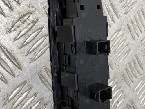 Left front window switch CITROËN C4 Picasso II 1.6 HDi / BlueHDi 115 | BP30146966I27