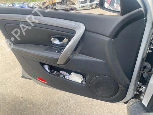 Used Front left panel Front left panel 38092068 38092068