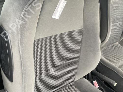 Used Right front seat Right front seat PEUGEOT 207 (WA_, WC_) 1.6 HDi (90 hp) 30595142 30595142