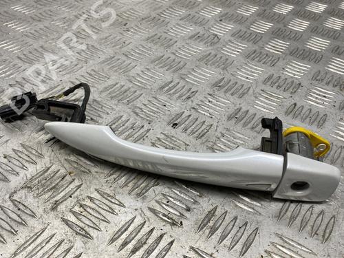 front-left-exterior-door-handle-renault-kadjar-ha_-hl_-2015-30464818 main image