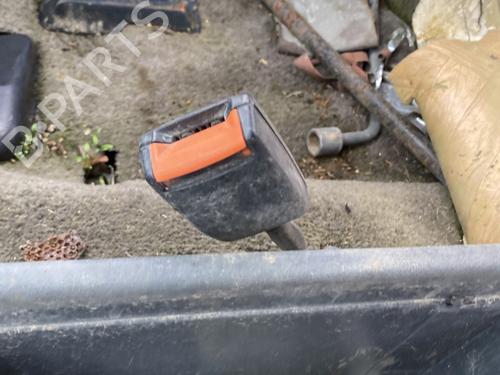 Used Seat buckle NISSAN PATROL III/2 Station Wagon (W260) 2.8 D 4x4 (92 hp) 33117011