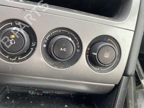 Used Climate control PEUGEOT 308 I (4A_, 4C_) 1.6 HDi (109 hp) 32208039