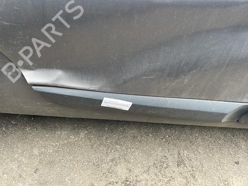 Used Door moulding trim RENAULT MEGANE III Hatchback (BZ0/1_, B3_) 1.5 dCi (BZ09, BZ0D, BZ1W, BZ29, BZ14) (110 hp) 22197603