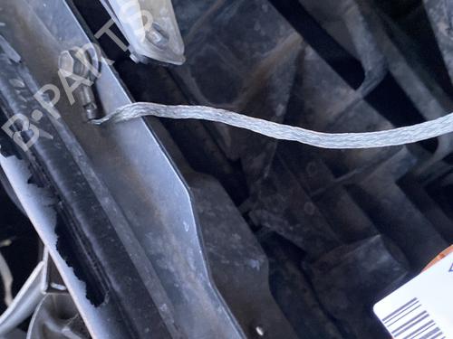 Used Water radiator Water radiator SUZUKI GRAND VITARA II (JT, TE, TD) 1.9 DDiS All-wheel Drive (JT419, TD44, JB419WD, JB419XD,... (129 hp) 31908936 31908936