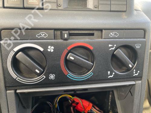 Used Climate control Climate control PEUGEOT 405 I (15B) 1.6 (94 hp) 40502447 40502447