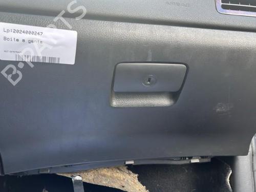 Used Glove box PEUGEOT 307 (3A/C) 1.6 HDi 110 (109 hp) 22121650