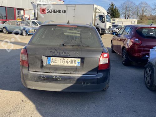 Bagtil kofangere AUDI A4 B6 Avant (8E5) 1.9 TDI (130 hp) 24181049