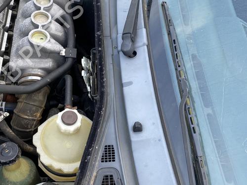 Used Scuttle panel RENAULT CLIO I (B/C57_, 5/357_) 1.9 D (B/C/S576, B/C/S57L) (64 hp) 30172193