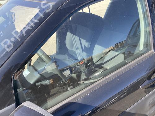 front-left-door-window-citroen-c4-cactus-2014-24446569 main image