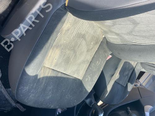 Used Right front seat Right front seat 37156845 37156845