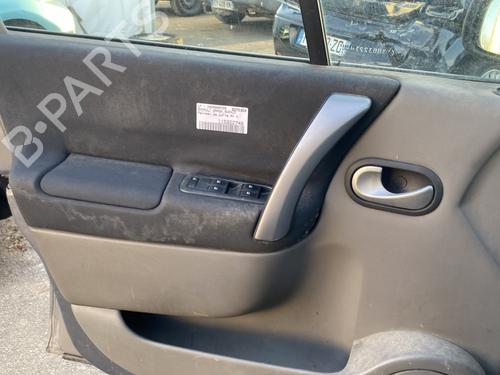 Front left panel RENAULT GRAND SCÉNIC II (JM0/1_) 2.0 dCi (JM1K) | BP30183660C58