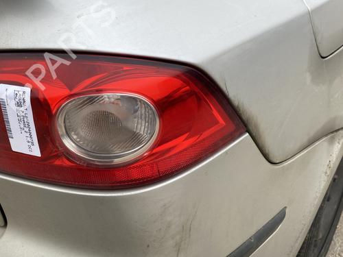 Used Right taillight Right taillight 21811184 21811184
