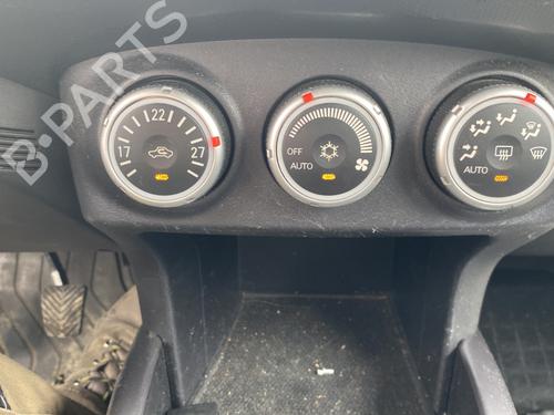 Used Climate control Climate control PEUGEOT 4007 (VU_, VV_) 2.2 HDi (156 hp) 33170859 33170859