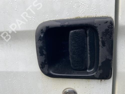 Front left exterior door handle RENAULT MASTER II Van (FD) 2.5 D (FD0A, FD0E, FD2E, FD3E) | BP29599748C128 