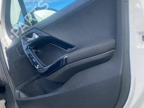 Front right panel PEUGEOT 208 I (CA_, CC_) 1.6 BlueHDi 100 | BP40027651C59 - Image 3