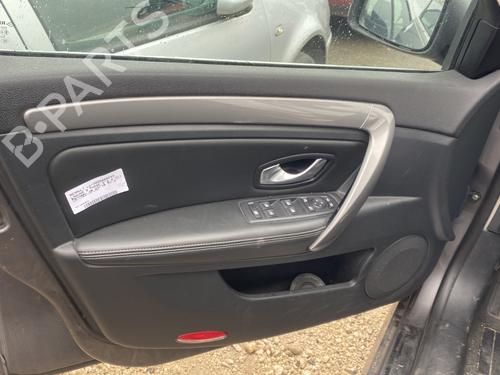 Used Front left panel RENAULT LAGUNA III (BT0/1) 2.0 dCi (BT07, BT0J, BT14, BT1A, BT1S) (131 hp) 25133677