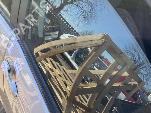 front-right-door-window-toyota-yaris-_p13_-2010-2011-2012-2013-2014-2015-2016-2017-2018-2019-2020-24408664 main image