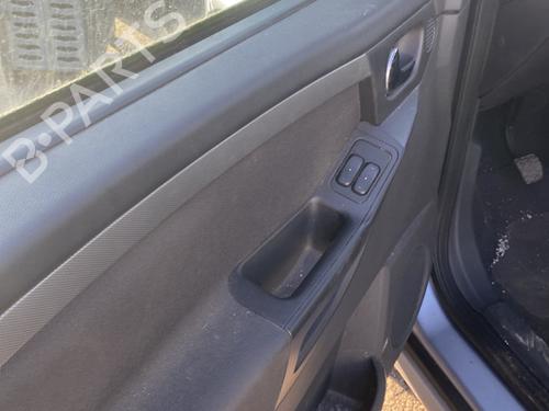 Used Front left panel Front left panel OPEL MERIVA A MPV (X03) 1.7 CDTI (E75) (100 hp) 31757542 31757542