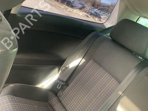 Used Rear right seatbelt Rear right seatbelt VW POLO IV (9N_, 9A_) 1.4 TDI (70 hp) 39750825 39750825