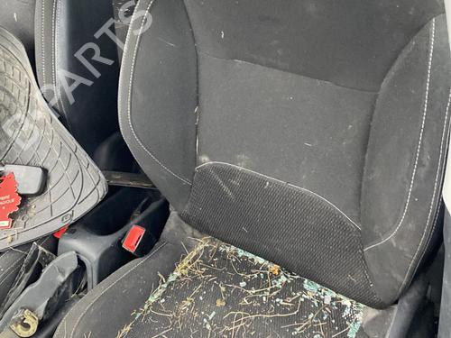 Left front seat CITROËN C3 II (SC_) 1.6 HDi | BP22788006C15 - Image 4