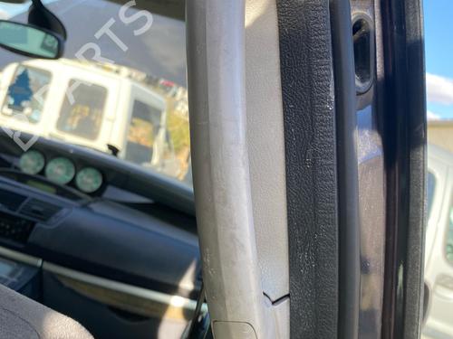 Interior roof handle PEUGEOT 807 (EB_) 2.2 HDi | BP39215431I35 - Image 2