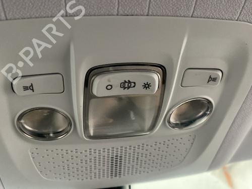 Luz interior PEUGEOT 2008 I (CU_) 1.2 VTi (82 hp) 31944308