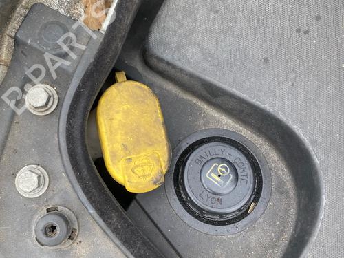 windscreen-washer-tank-renault-laguna-ii-bg01_-2001-2002-2003-2004-2005-2006-2007-35884582 main image
