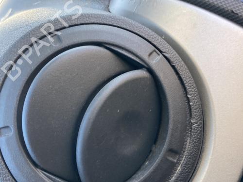 Used Air vent Air vent DACIA DUSTER (HS_) 1.5 dCi 4x4 (HSMC, HSMD) (110 hp) 21663365 21663365