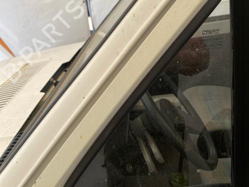 Used Front left quarter glass Front left quarter glass 36048160 36048160