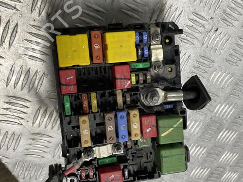 Used Electronic module Electronic module PEUGEOT 208 I (CA_, CC_) 1.6 HDi / BlueHDi 75 (75 hp) 29330240 29330240