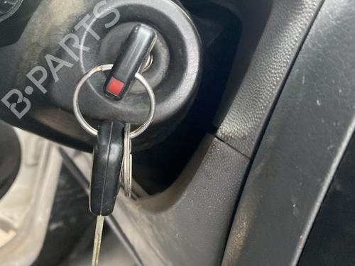 Used Ignition barrel PEUGEOT EXPERT Van (VF3A_, VF3U_, VF3X_) 1.6 HDi 90 16V (90 hp) 31024877