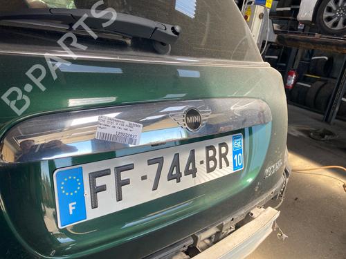 Used Rear center light Rear center light 37156921 37156921