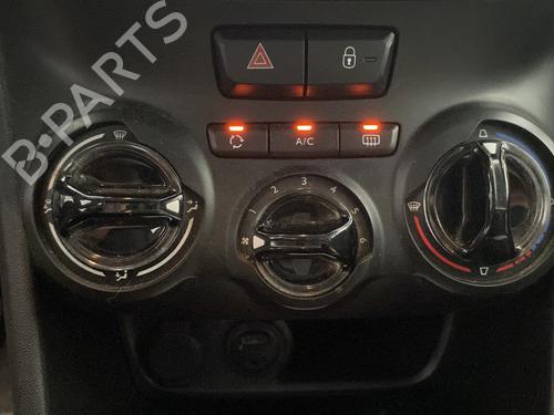 Used Climate control Climate control PEUGEOT 208 I (CA_, CC_) 1.2 VTI 82 (82 hp) 32165549 32165549