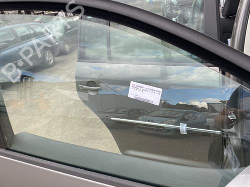 Front right door window VW TOURAN (1T1, 1T2) 2.0 TDI | BP28601778C19