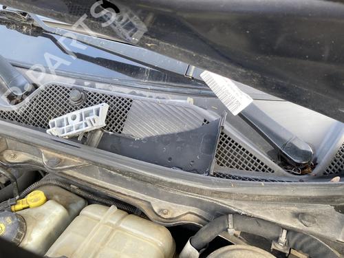 Used Front wipers mechanism OPEL INSIGNIA A (G09) 2.0 CDTI (68) (131 hp) 30904775