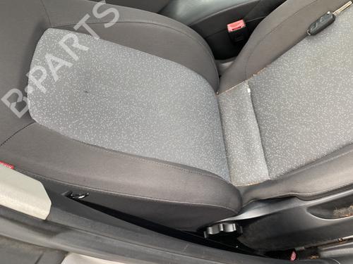 Used Right front seat Right front seat SEAT ALTEA (5P1) 1.9 TDI (105 hp) 32295184 32295184