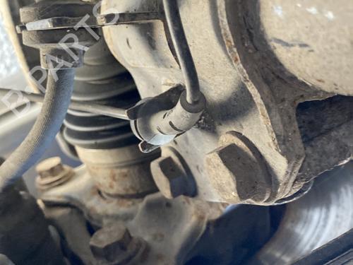Left front steering knuckle RENAULT MASTER III Van (FV) 2.3 dCi 145 FWD (FV0E, FV0F, FV0H, FV02, FV0M, FV0S,... | BP32499323M25 - Image 3