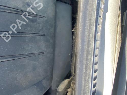 Used Air filter box Air filter box 36030396 36030396
