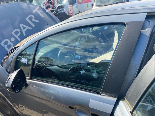 front-left-door-window-citroen-c3-ii-sc_-2009-33991839 main image