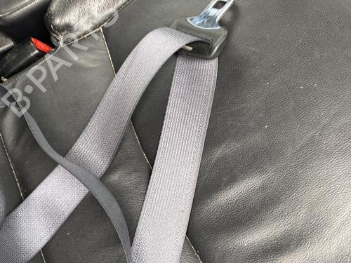 Used Rear right seatbelt Rear right seatbelt PEUGEOT 4007 (VU_, VV_) 2.2 HDi (156 hp) 33170884 33170884